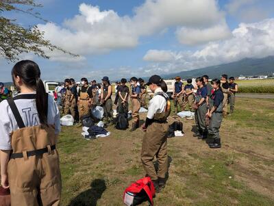 104051_0.jpg