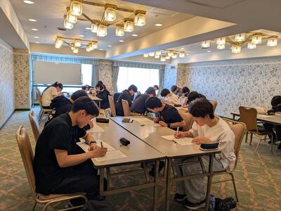 123263_0.jpg